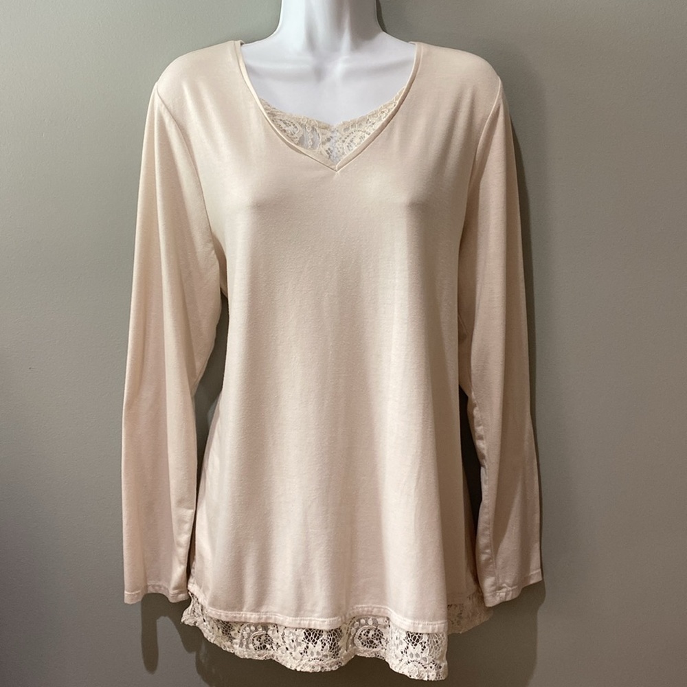Chico’s Angie Lace Detail Long Sleeve Top Ladies 2 - Picture 6 of 15
